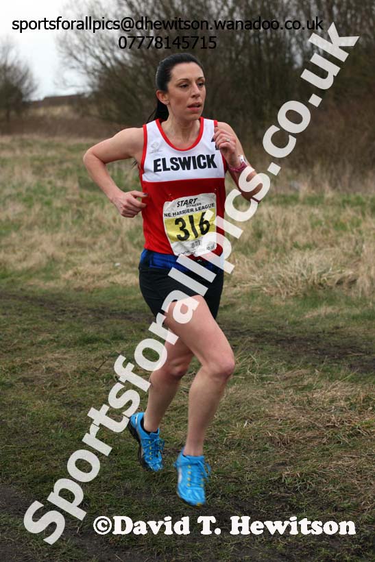 Senior womens Start Fitness NEHL, Wrekenton, Gateshead. Photo: David T. Hewitson/Sports for All Pics